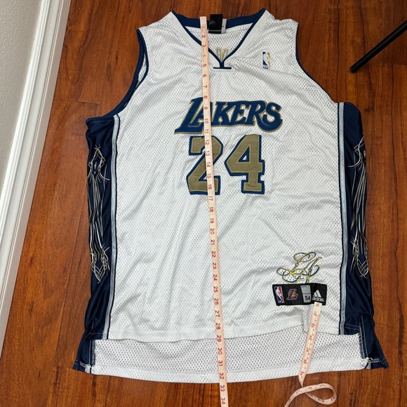 Kobe Bryant Adidas Vintage Limited Jersey Size 54 - Picture 8 of 8